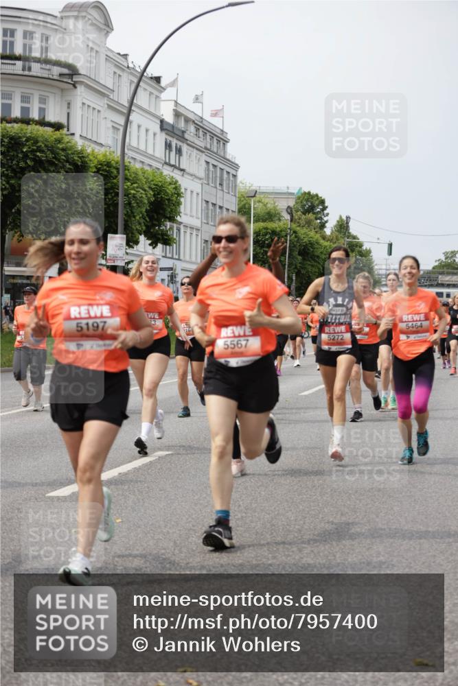 15.06.2025 - REWE Women's Run Jannik Wohlers http://msf.ph/oto/7957400 15.06.2025 09:44:02 Laufen 5197, 33, 16, 5464, 5567, 5272 meine-sportfotos.de