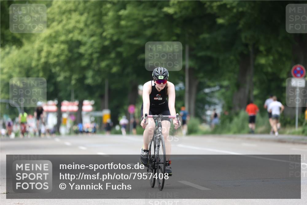 15.06.2025 - 7 Türme Triathlon Yannick Fuchs http://msf.ph/oto/7957408 15.06.2025 13:43:42 Radfahren 382, 479 meine-sportfotos.de