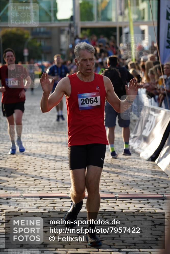13.06.2025 - Holstenköstenlauf Felixshl http://msf.ph/oto/7957422 13.06.2025 19:48:13 Laufen 2064, 2147, 2477, 2507, 3575 meine-sportfotos.de