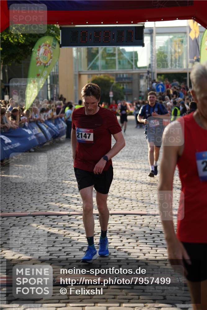 13.06.2025 - Holstenköstenlauf Felixshl http://msf.ph/oto/7957499 13.06.2025 19:48:16 Laufen 2064, 2147, 2507, 2748 meine-sportfotos.de