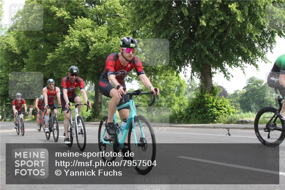 15.06.2025 - 7 Türme Triathlon Yannick Fuchs http://msf.ph/oto/7957504 15.06.2025 09:52:19 Radfahren  meine-sportfotos.de
