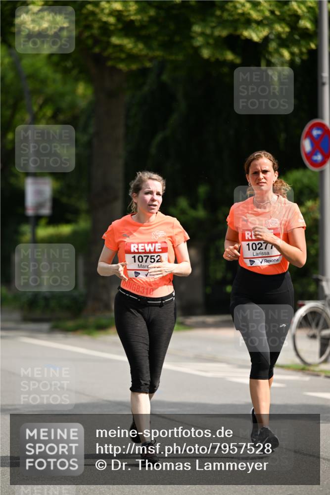 15.06.2025 - REWE Women's Run Dr. Thomas Lammeyer http://msf.ph/oto/7957528 15.06.2025 09:47:43 Laufen 10752, 10277, 8310 meine-sportfotos.de