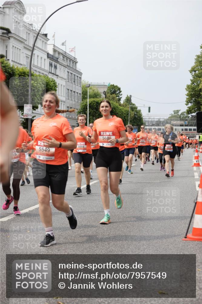 15.06.2025 - REWE Women's Run Jannik Wohlers http://msf.ph/oto/7957549 15.06.2025 09:44:05 Laufen 95, 5549, 5059, 568, 5264 meine-sportfotos.de