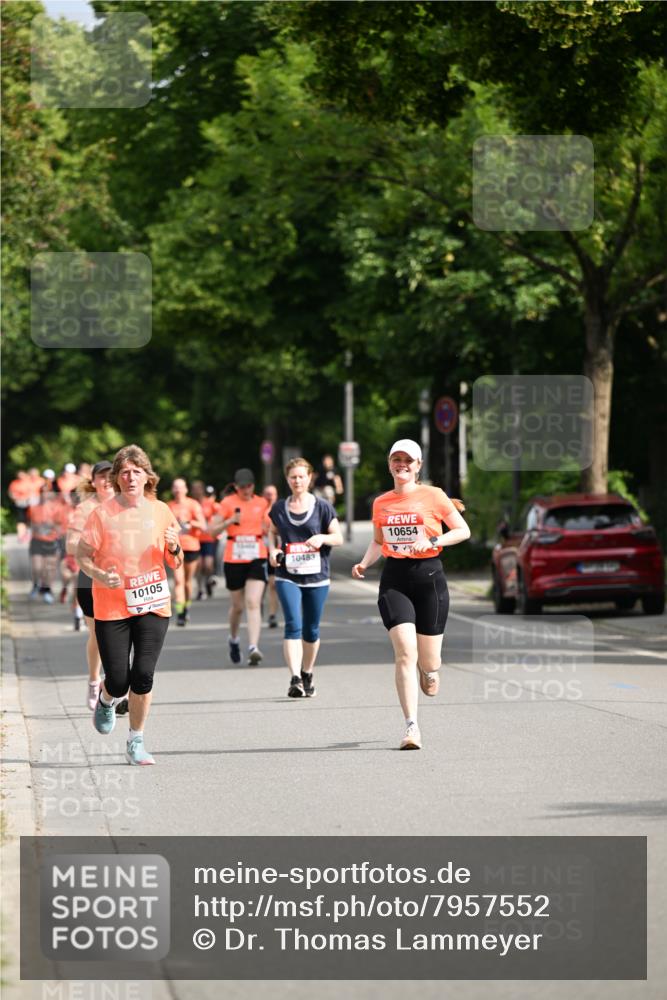 15.06.2025 - REWE Women's Run Dr. Thomas Lammeyer http://msf.ph/oto/7957552 15.06.2025 09:47:44 Laufen 10105, 10654, 10483 meine-sportfotos.de