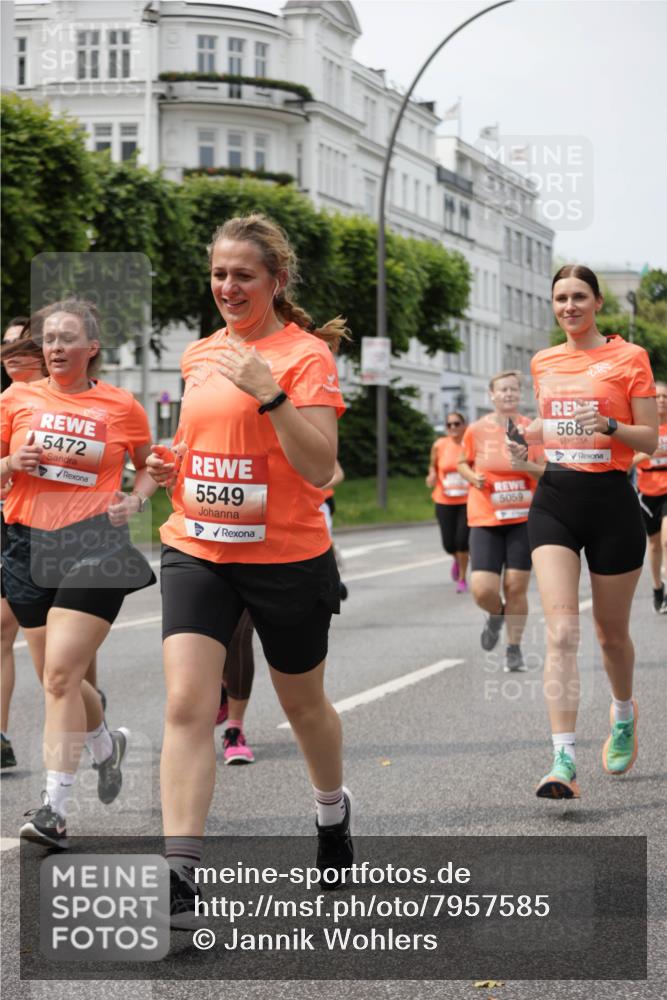 15.06.2025 - REWE Women's Run Jannik Wohlers http://msf.ph/oto/7957585 15.06.2025 09:44:05 Laufen 5472, 5549, 5059, 568 meine-sportfotos.de
