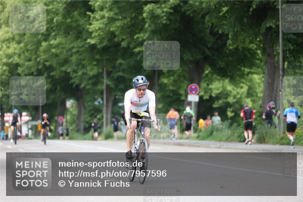15.06.2025 - 7 Türme Triathlon Yannick Fuchs http://msf.ph/oto/7957596 15.06.2025 13:44:28 Radfahren 1078, 1196 meine-sportfotos.de