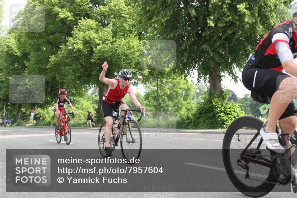 15.06.2025 - 7 Türme Triathlon Yannick Fuchs http://msf.ph/oto/7957604 15.06.2025 09:55:08 Radfahren  meine-sportfotos.de