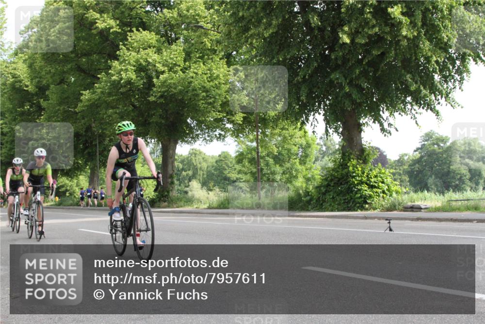 15.06.2025 - 7 Türme Triathlon Yannick Fuchs http://msf.ph/oto/7957611 15.06.2025 09:55:52 Radfahren  meine-sportfotos.de