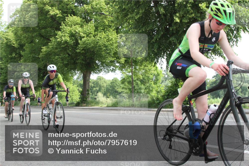 15.06.2025 - 7 Türme Triathlon Yannick Fuchs http://msf.ph/oto/7957619 15.06.2025 09:55:53 Radfahren  meine-sportfotos.de