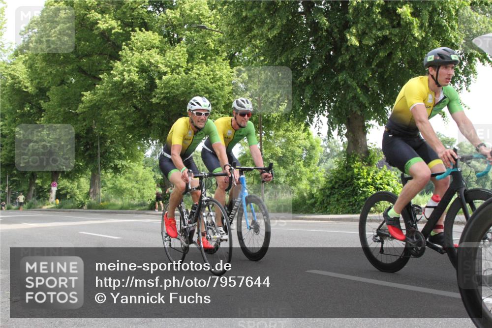 15.06.2025 - 7 Türme Triathlon Yannick Fuchs http://msf.ph/oto/7957644 15.06.2025 09:56:16 Radfahren  meine-sportfotos.de