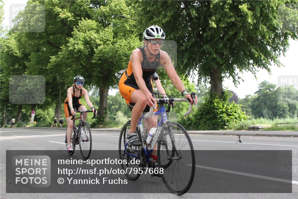 15.06.2025 - 7 Türme Triathlon Yannick Fuchs http://msf.ph/oto/7957668 15.06.2025 09:56:21 Radfahren  meine-sportfotos.de