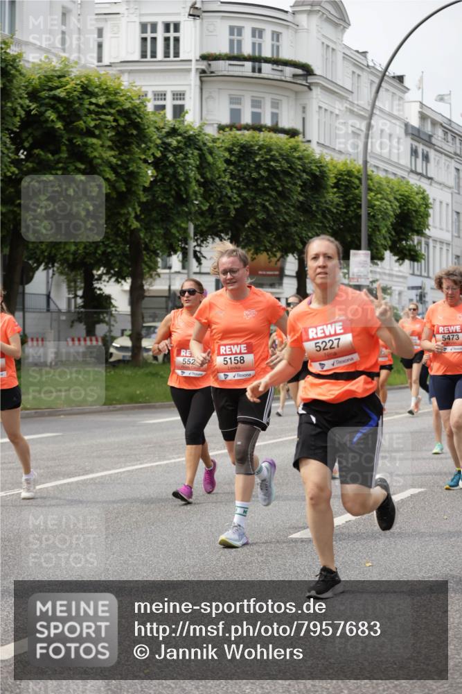 15.06.2025 - REWE Women's Run Jannik Wohlers http://msf.ph/oto/7957683 15.06.2025 09:44:08 Laufen 410, 5158, 5227 meine-sportfotos.de