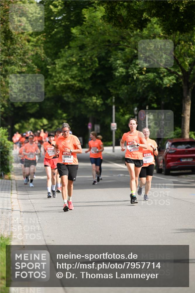 15.06.2025 - REWE Women's Run Dr. Thomas Lammeyer http://msf.ph/oto/7957714 15.06.2025 09:47:53 Laufen 10862 meine-sportfotos.de
