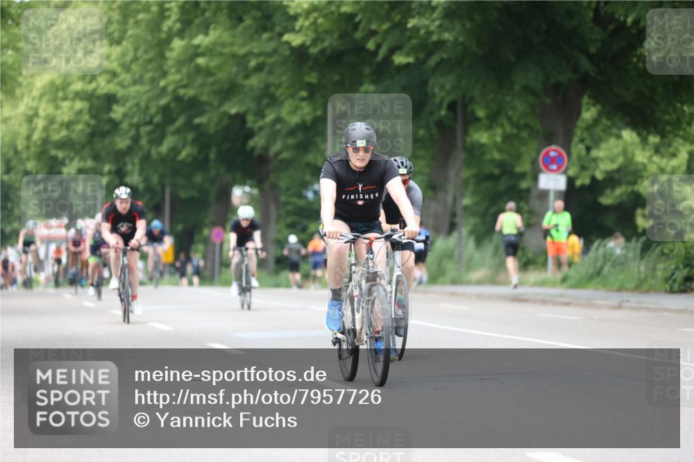 15.06.2025 - 7 Türme Triathlon Yannick Fuchs http://msf.ph/oto/7957726 15.06.2025 13:44:43 Radfahren 228, 321, 371, 555, 593, 668, 754, 865, 1189 meine-sportfotos.de
