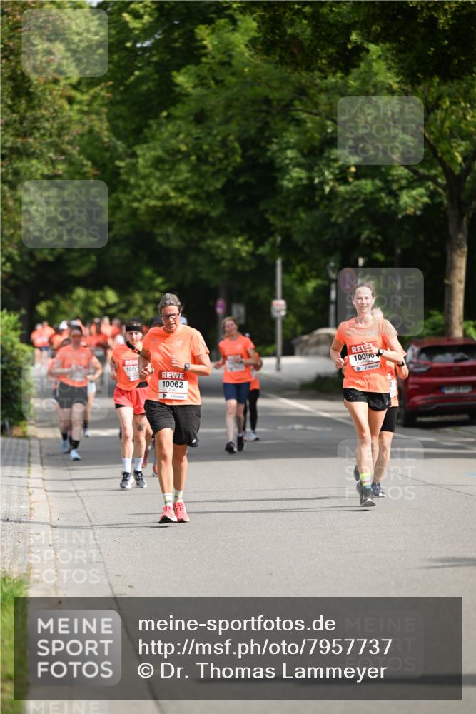 15.06.2025 - REWE Women's Run Dr. Thomas Lammeyer http://msf.ph/oto/7957737 15.06.2025 09:47:54 Laufen 10062, 10096 meine-sportfotos.de