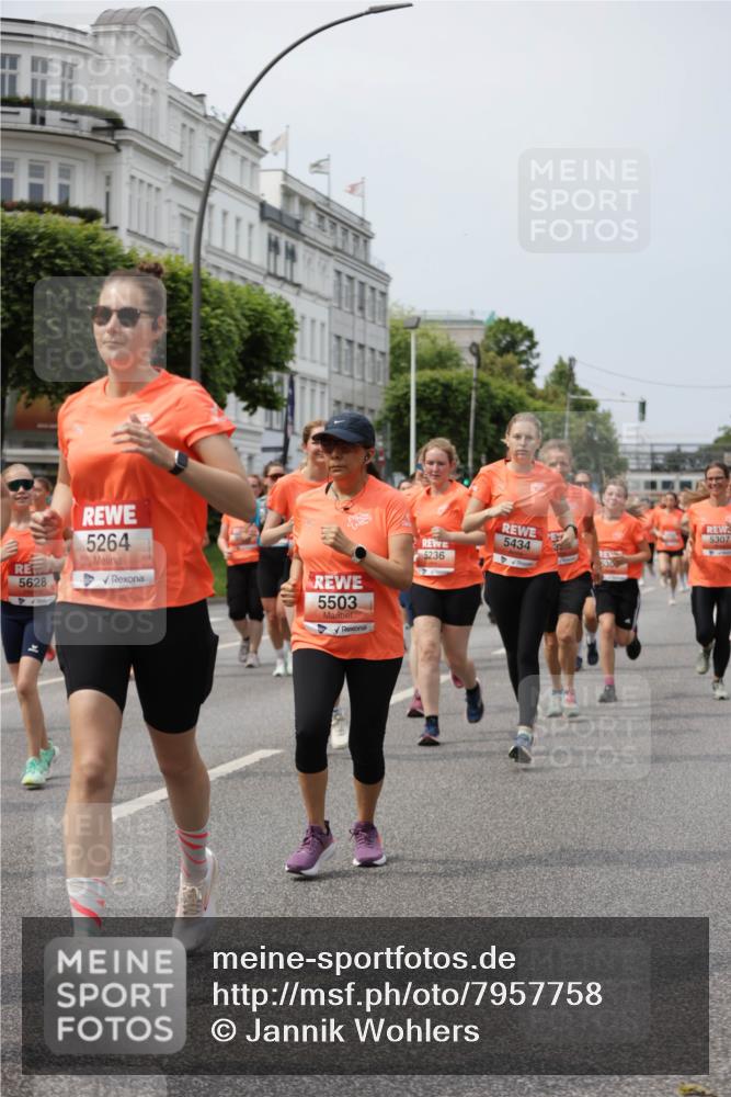 15.06.2025 - REWE Women's Run Jannik Wohlers http://msf.ph/oto/7957758 15.06.2025 09:44:10 Laufen 5628, 5264, 5503, 5434, 530, 5236, 5307 meine-sportfotos.de