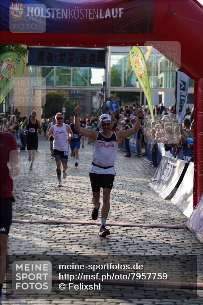 13.06.2025 - Holstenköstenlauf Felixshl http://msf.ph/oto/7957759 13.06.2025 19:48:36 Laufen 2236, 2691, 2819, 3209, 3210, 3211, 3219, 3648 meine-sportfotos.de