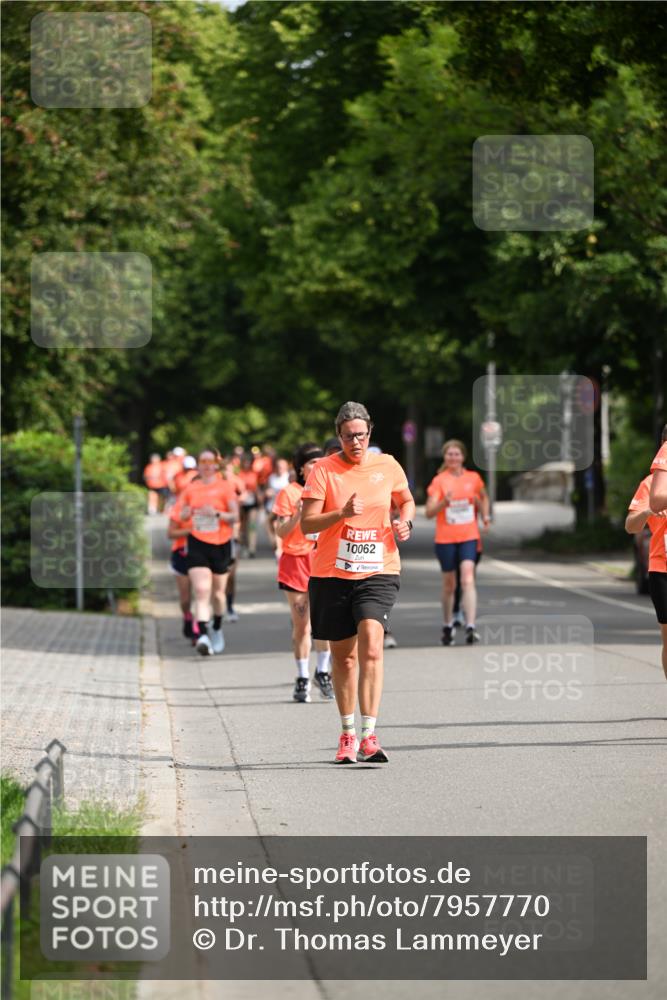 15.06.2025 - REWE Women's Run Dr. Thomas Lammeyer http://msf.ph/oto/7957770 15.06.2025 09:47:55 Laufen 10062 meine-sportfotos.de