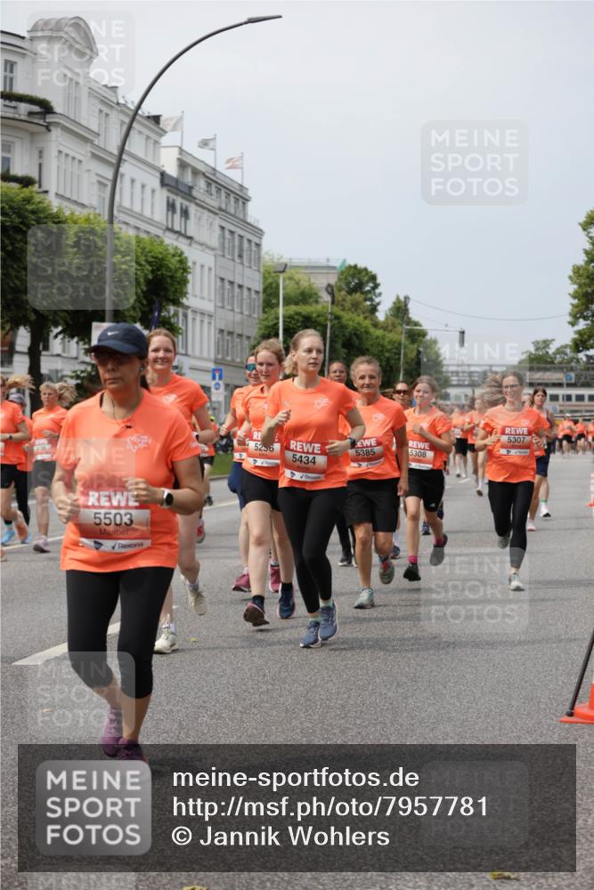 15.06.2025 - REWE Women's Run Jannik Wohlers http://msf.ph/oto/7957781 15.06.2025 09:44:11 Laufen 38, 5503, 5307, 5256, 5434, 5385, 5308 meine-sportfotos.de