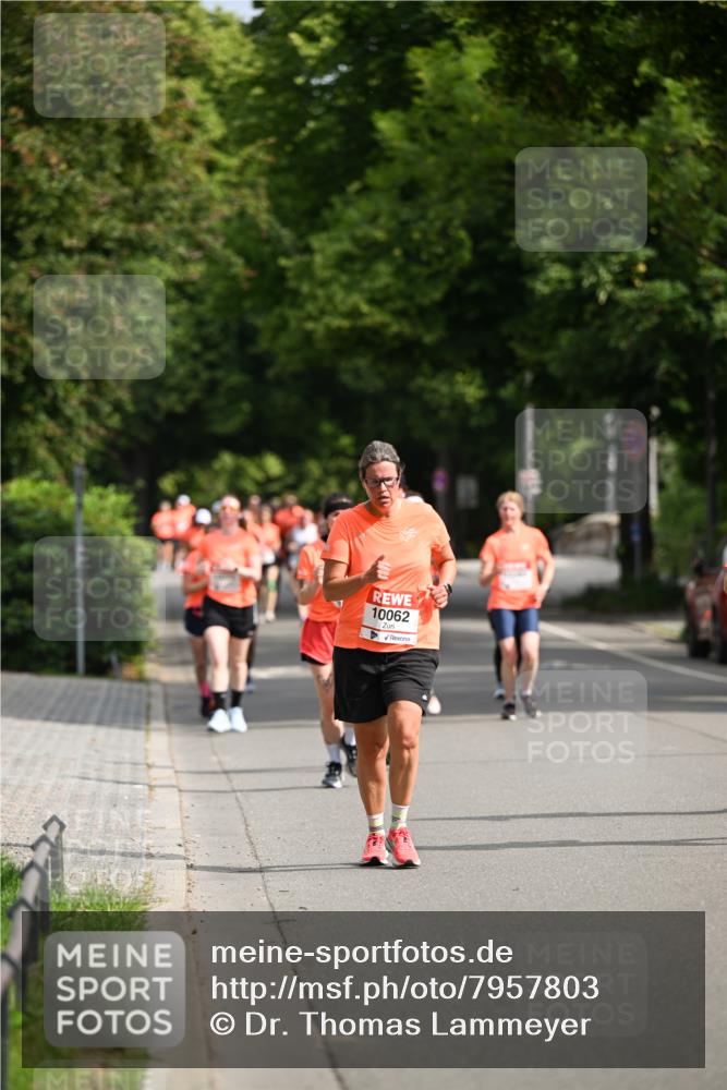 15.06.2025 - REWE Women's Run Dr. Thomas Lammeyer http://msf.ph/oto/7957803 15.06.2025 09:47:56 Laufen 10062 meine-sportfotos.de