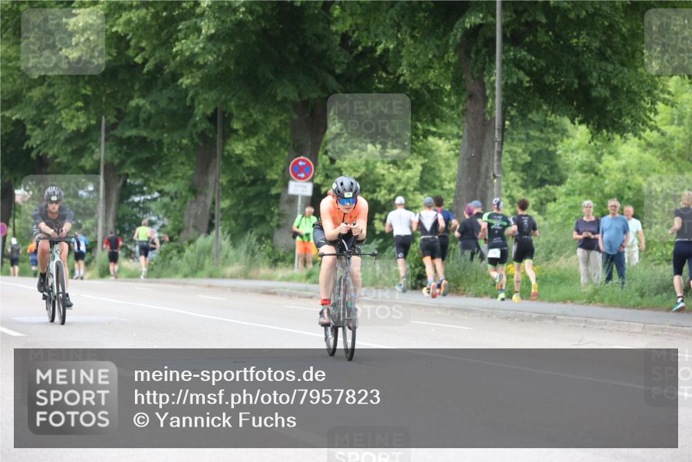 15.06.2025 - 7 Türme Triathlon Yannick Fuchs http://msf.ph/oto/7957823 15.06.2025 13:44:50 Radfahren 216, 321, 352, 520, 668, 1050, 1159, 1189 meine-sportfotos.de