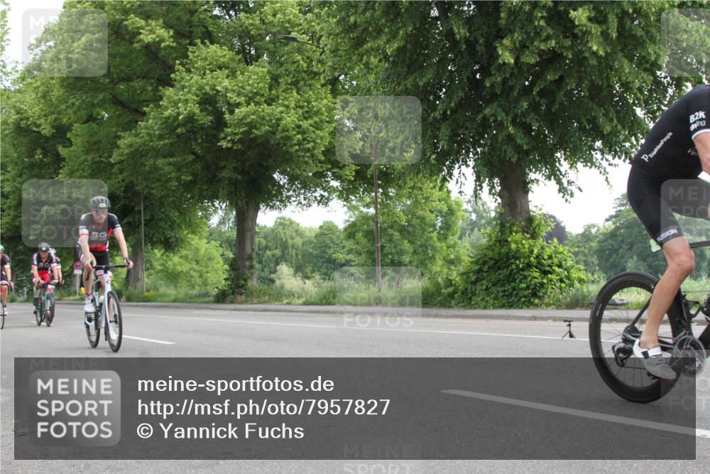 15.06.2025 - 7 Türme Triathlon Yannick Fuchs http://msf.ph/oto/7957827 15.06.2025 10:01:25 Radfahren  meine-sportfotos.de