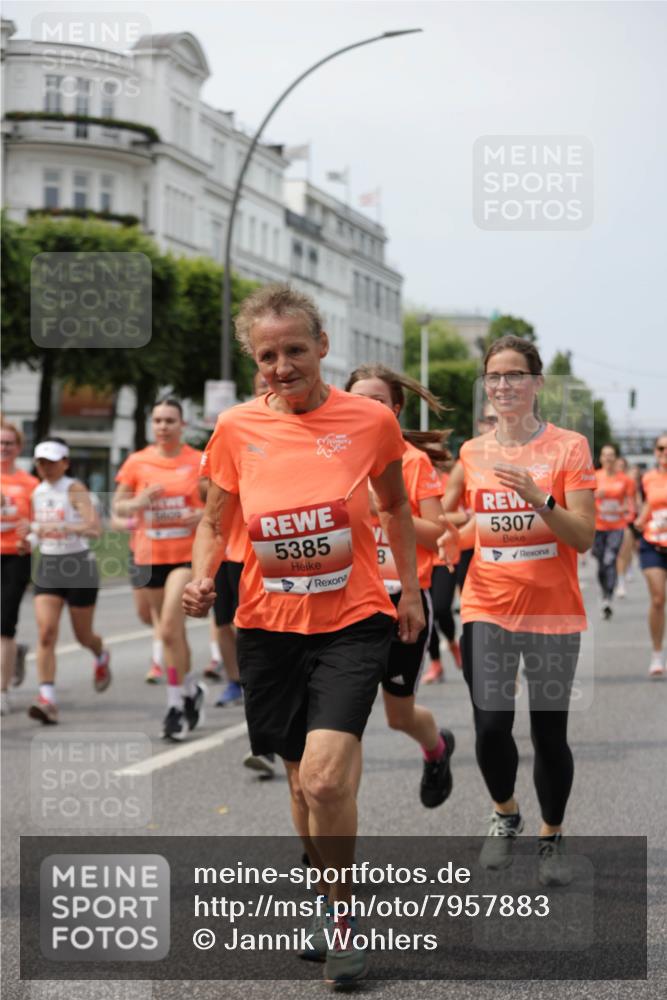 15.06.2025 - REWE Women's Run Jannik Wohlers http://msf.ph/oto/7957883 15.06.2025 09:44:13 Laufen 5385, 8, 5307 meine-sportfotos.de