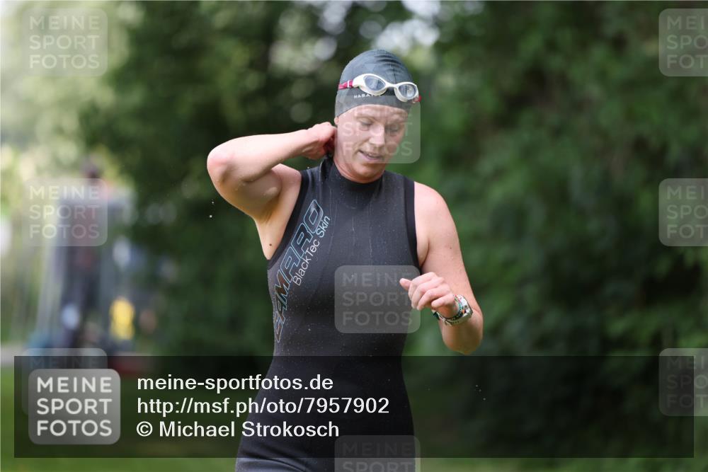 15.06.2025 - 7 Türme Triathlon Michael Strokosch http://msf.ph/oto/7957902 15.06.2025 12:37:13 Schwimmen 368, 369, 429, 491, 520, 556, 645, 668 meine-sportfotos.de