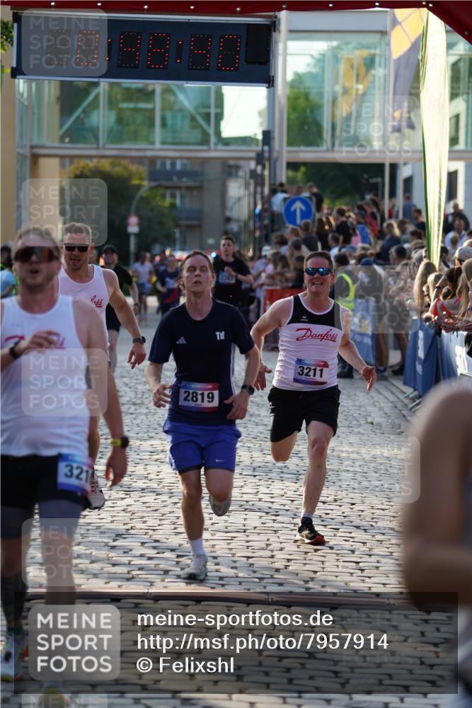 13.06.2025 - Holstenköstenlauf Felixshl http://msf.ph/oto/7957914 13.06.2025 19:48:39 Laufen 2362, 2691, 2819, 3052, 3209, 3210, 3211, 3219, 3648, 3787 meine-sportfotos.de