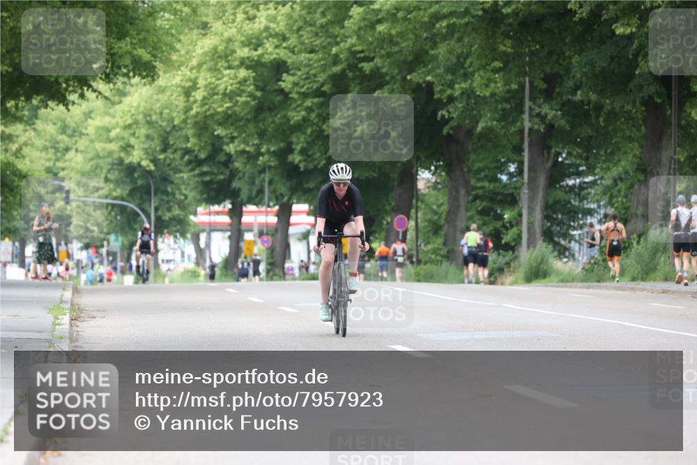 15.06.2025 - 7 Türme Triathlon Yannick Fuchs http://msf.ph/oto/7957923 15.06.2025 13:44:56 Radfahren 216, 352, 601 meine-sportfotos.de