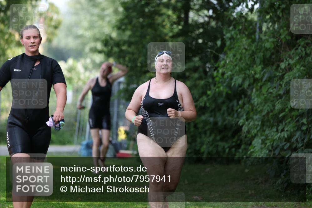 15.06.2025 - 7 Türme Triathlon Michael Strokosch http://msf.ph/oto/7957941 15.06.2025 12:37:18 Schwimmen 368, 369, 491, 520, 556, 668 meine-sportfotos.de