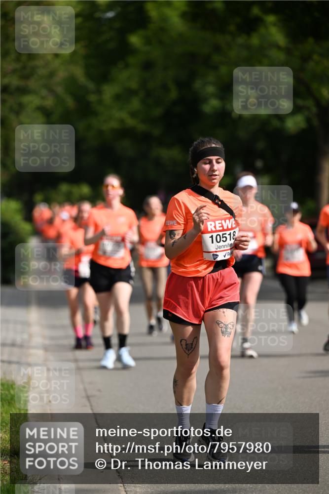 15.06.2025 - REWE Women's Run Dr. Thomas Lammeyer http://msf.ph/oto/7957980 15.06.2025 09:48:02 Laufen 10518 meine-sportfotos.de