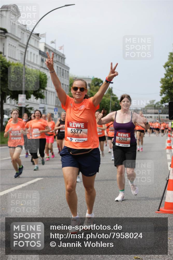 15.06.2025 - REWE Women's Run Jannik Wohlers http://msf.ph/oto/7958024 15.06.2025 09:44:16 Laufen 5124, 5377, 5302 meine-sportfotos.de