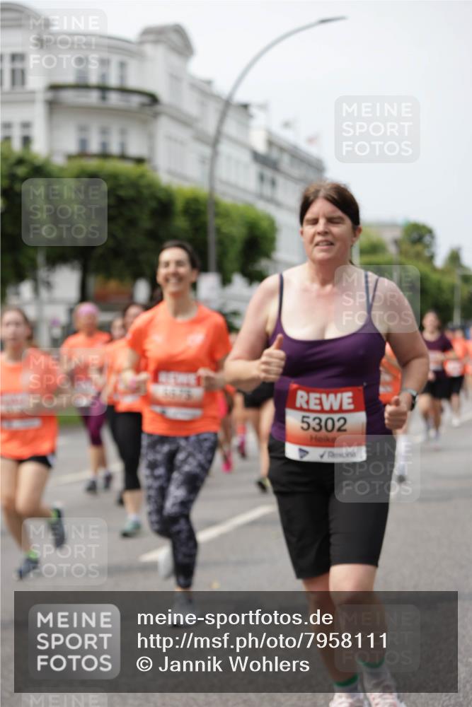 15.06.2025 - REWE Women's Run Jannik Wohlers http://msf.ph/oto/7958111 15.06.2025 09:44:17 Laufen 5302 meine-sportfotos.de