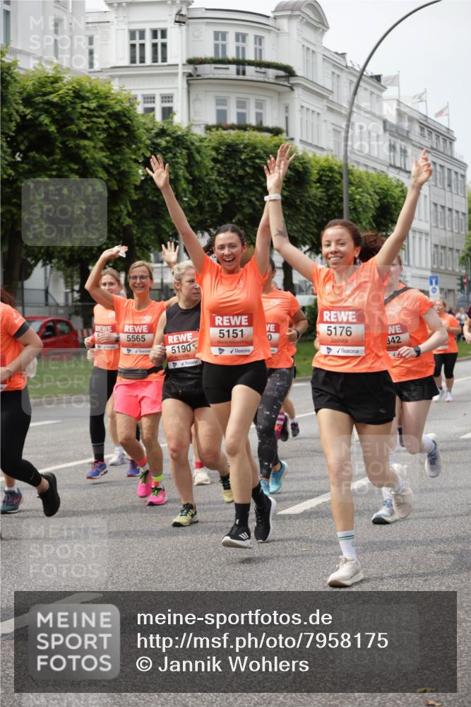 15.06.2025 - REWE Women's Run Jannik Wohlers http://msf.ph/oto/7958175 15.06.2025 09:44:19 Laufen 5565, 5190, 5151, 5176, 0, 342 meine-sportfotos.de
