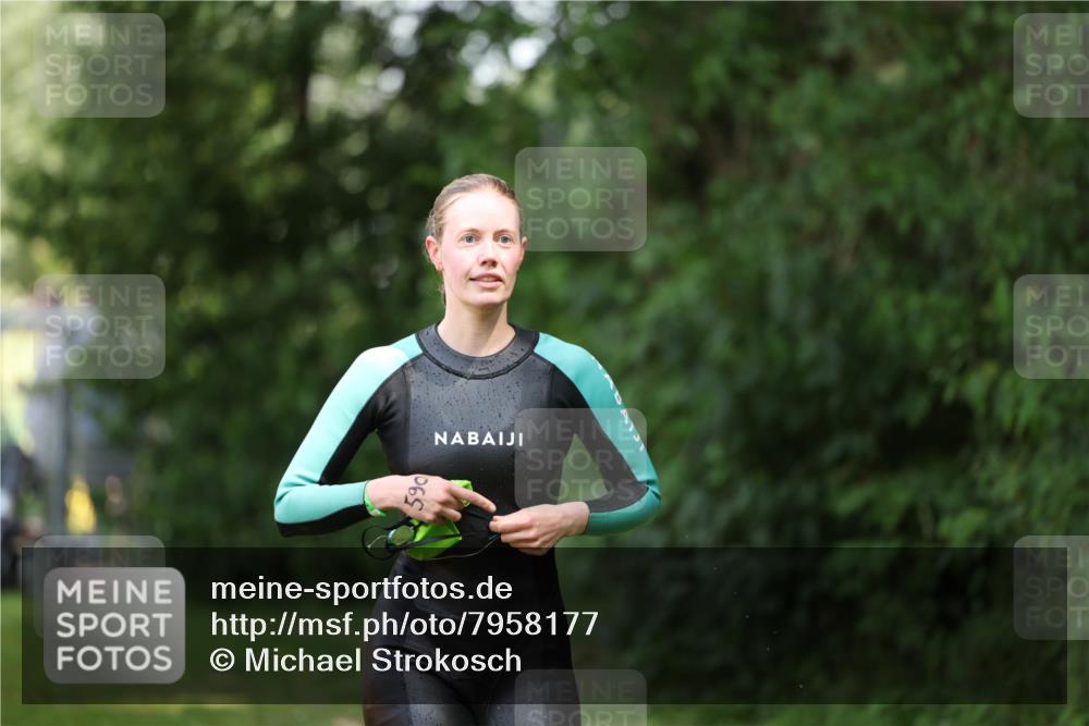 15.06.2025 - 7 Türme Triathlon Michael Strokosch http://msf.ph/oto/7958177 15.06.2025 12:38:27 Schwimmen 590 meine-sportfotos.de