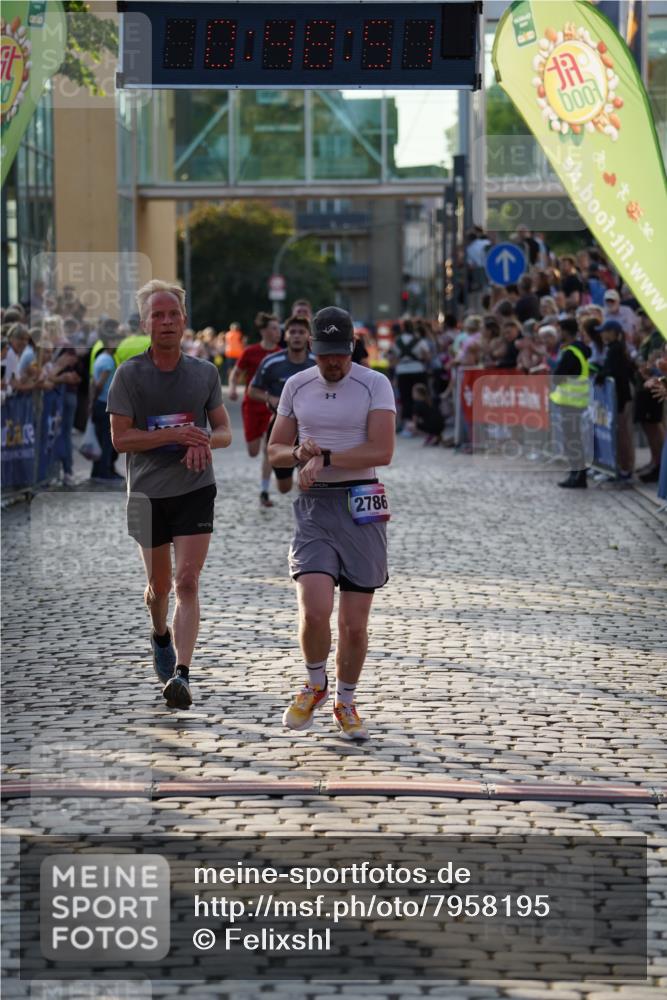 13.06.2025 - Holstenköstenlauf Felixshl http://msf.ph/oto/7958195 13.06.2025 19:48:51 Laufen 2282, 2408, 2669, 2685, 2786, 3052, 3622, 3787 meine-sportfotos.de