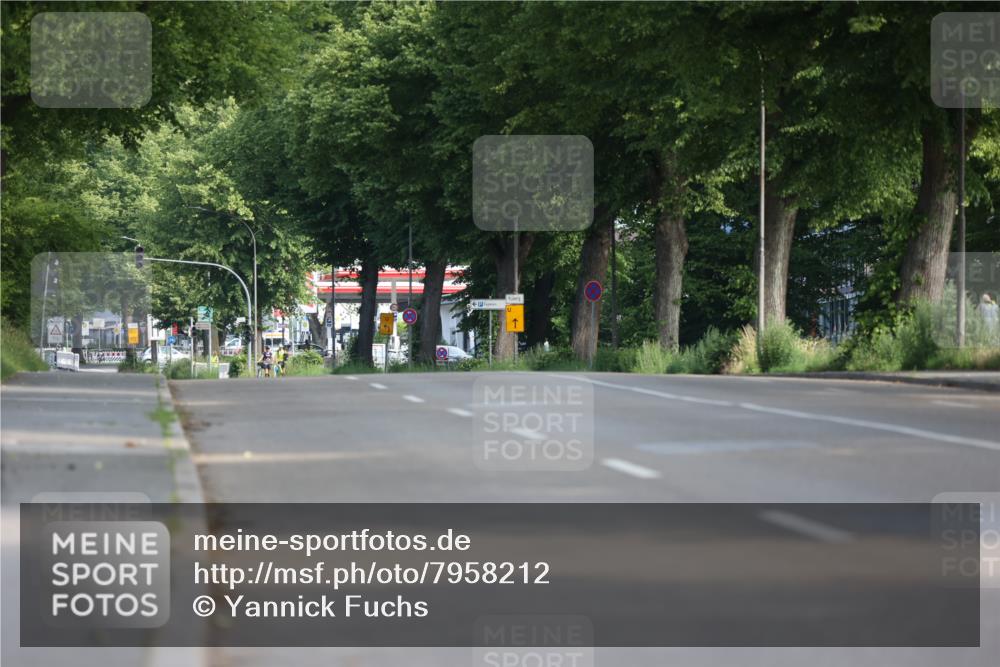 15.06.2025 - 7 Türme Triathlon Yannick Fuchs http://msf.ph/oto/7958212 15.06.2025 08:46:29 Radfahren  meine-sportfotos.de