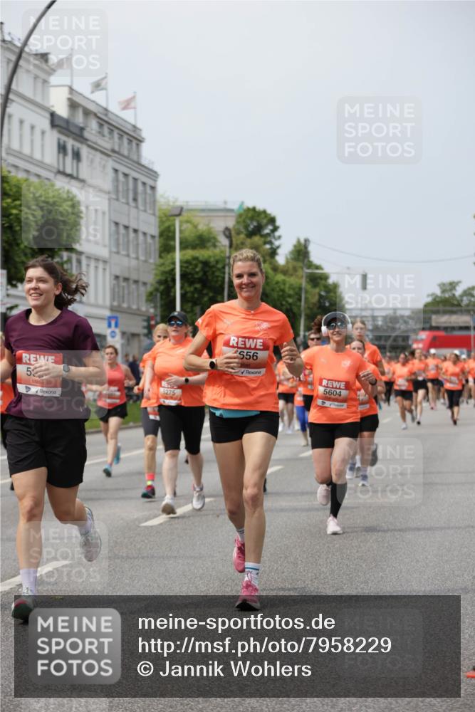 15.06.2025 - REWE Women's Run Jannik Wohlers http://msf.ph/oto/7958229 15.06.2025 09:44:20 Laufen 5, 5275, 556, 5604 meine-sportfotos.de