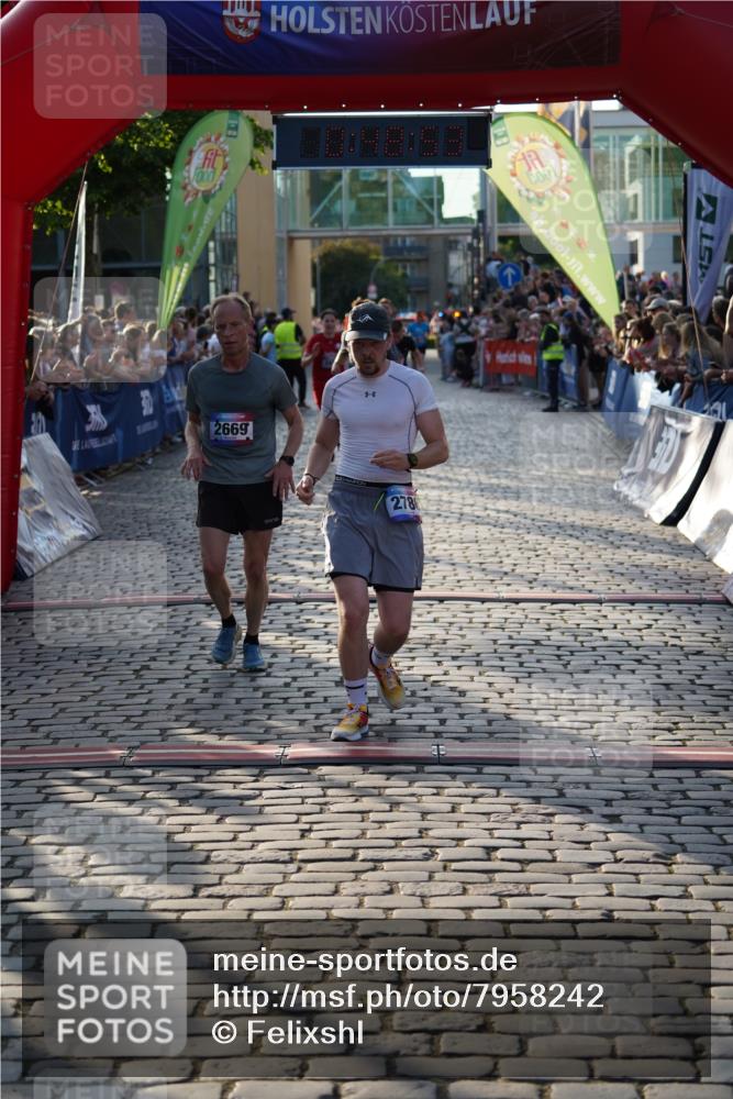 13.06.2025 - Holstenköstenlauf Felixshl http://msf.ph/oto/7958242 13.06.2025 19:48:52 Laufen 2282, 2408, 2669, 2685, 2786, 3622 meine-sportfotos.de