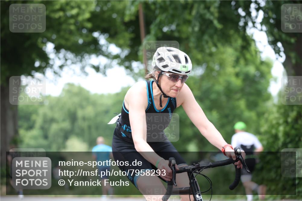 15.06.2025 - 7 Türme Triathlon Yannick Fuchs http://msf.ph/oto/7958293 15.06.2025 13:45:49 Radfahren 529, 1027 meine-sportfotos.de