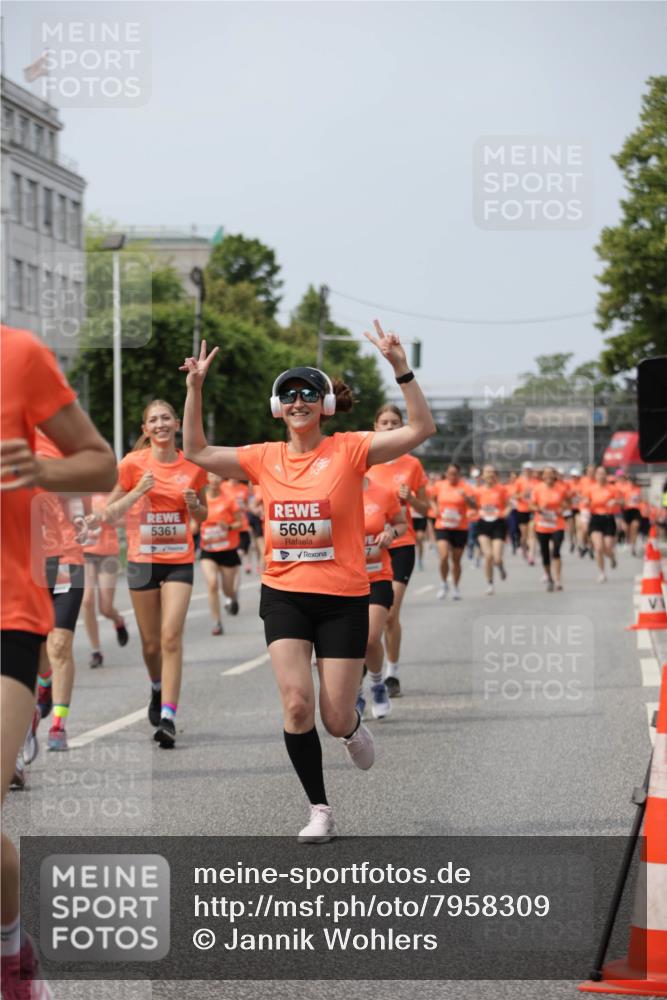 15.06.2025 - REWE Women's Run Jannik Wohlers http://msf.ph/oto/7958309 15.06.2025 09:44:22 Laufen 5361, 5604 meine-sportfotos.de