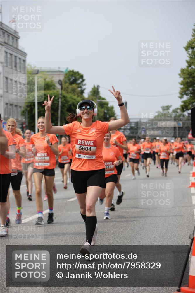 15.06.2025 - REWE Women's Run Jannik Wohlers http://msf.ph/oto/7958329 15.06.2025 09:44:22 Laufen 5361, 5604, 5617 meine-sportfotos.de