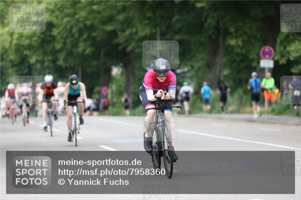 15.06.2025 - 7 Türme Triathlon Yannick Fuchs http://msf.ph/oto/7958360 15.06.2025 13:46:11 Radfahren 721, 997, 1129 meine-sportfotos.de
