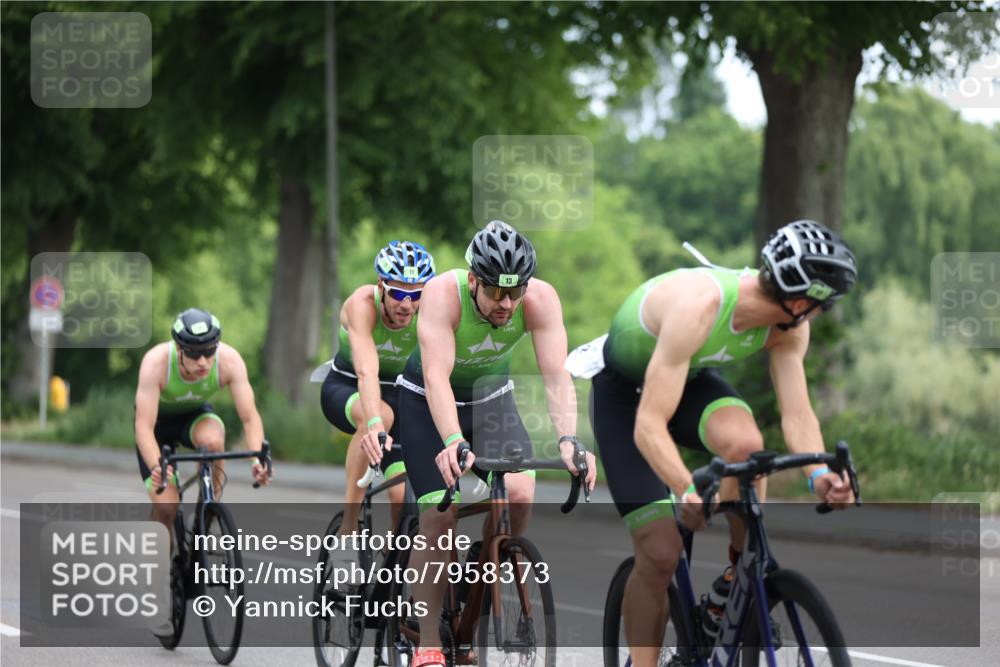 15.06.2025 - 7 Türme Triathlon Yannick Fuchs http://msf.ph/oto/7958373 15.06.2025 09:44:34 Radfahren 11, 12, 13, 14 meine-sportfotos.de