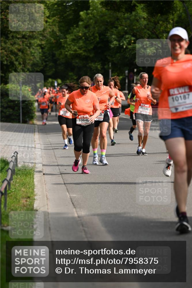 15.06.2025 - REWE Women's Run Dr. Thomas Lammeyer http://msf.ph/oto/7958375 15.06.2025 09:48:20 Laufen 10646, 10330, 10187 meine-sportfotos.de