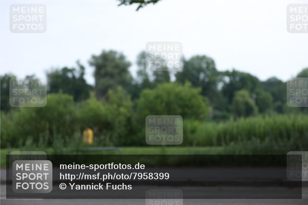 15.06.2025 - 7 Türme Triathlon Yannick Fuchs http://msf.ph/oto/7958399 15.06.2025 09:44:35 Radfahren 11, 12, 13, 14 meine-sportfotos.de