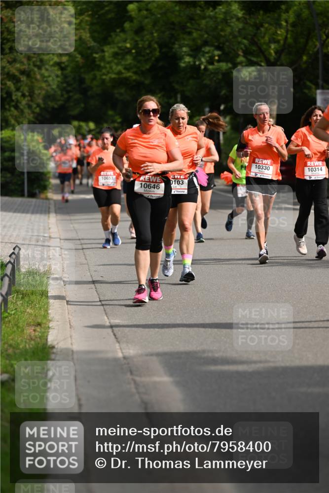 15.06.2025 - REWE Women's Run Dr. Thomas Lammeyer http://msf.ph/oto/7958400 15.06.2025 09:48:21 Laufen 10653, 106460103, 10330, 10314 meine-sportfotos.de