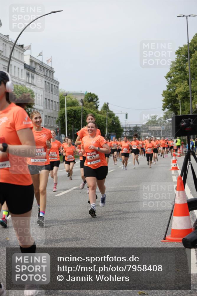 15.06.2025 - REWE Women's Run Jannik Wohlers http://msf.ph/oto/7958408 15.06.2025 09:44:24 Laufen 361, 5012, 5672, 5617 meine-sportfotos.de