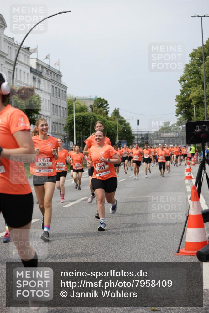 15.06.2025 - REWE Women's Run Jannik Wohlers http://msf.ph/oto/7958409 15.06.2025 09:44:24 Laufen 5361, 5012, 5617 meine-sportfotos.de